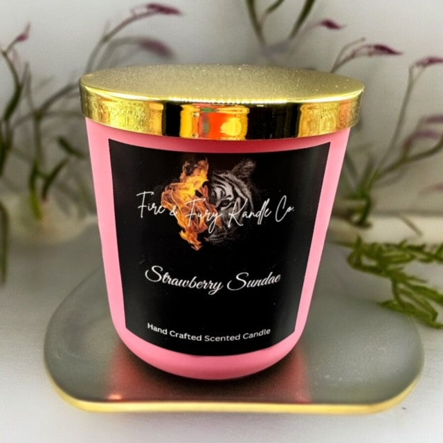 Handmade 12 OZ Sweet Strawberry Scented Candle